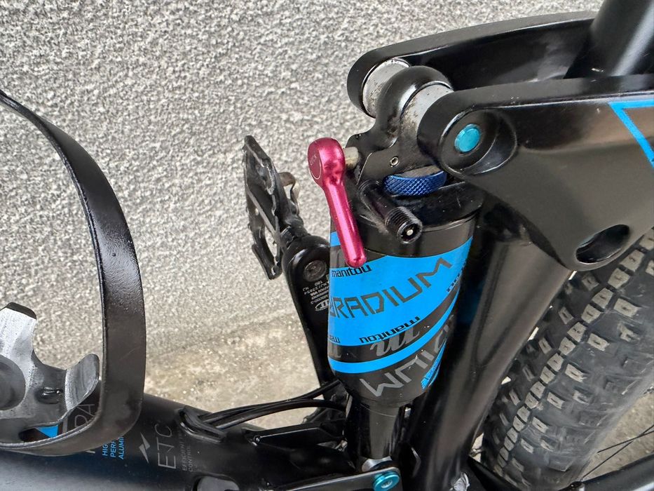 Vand bicileta CUBE STEREO 29”