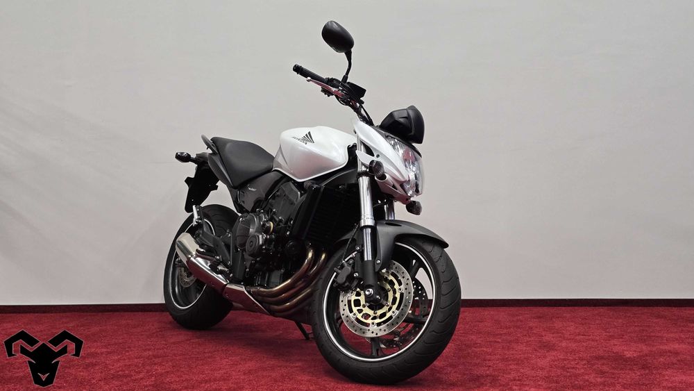 Honda CB600F Hornet | CAPRA Motors
