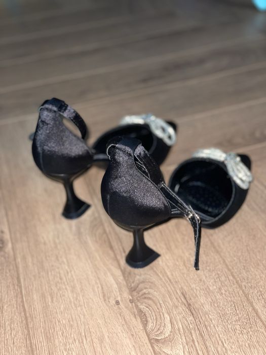 Продаю туфли ……..