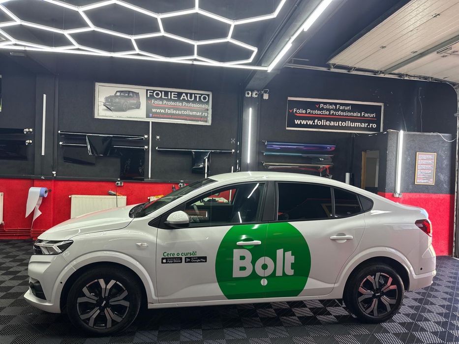 Inchiriez/inchiriere auto Dacia logan 3  2026 ride sharing Bolt