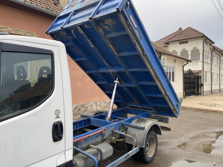 Iveco daily basculabil