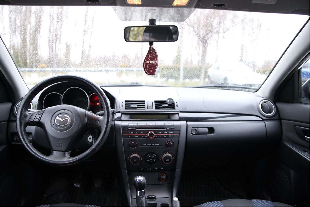Vand Mazda 3 (necesita reconditionare)