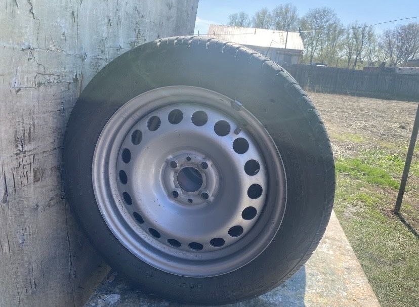 Продам шины р15 в комплекте