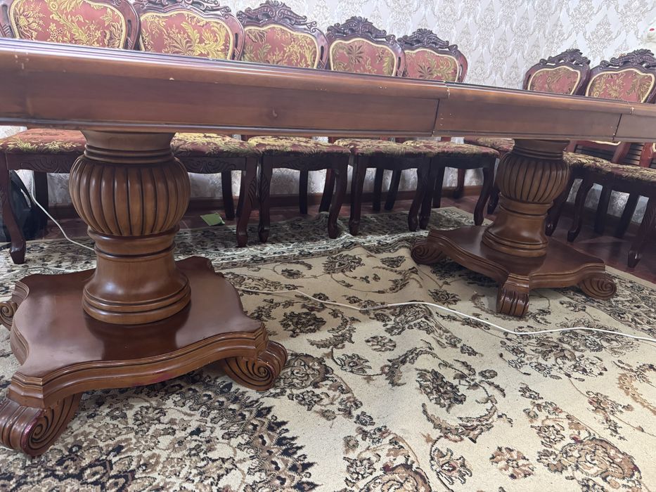 Продам стол стуля