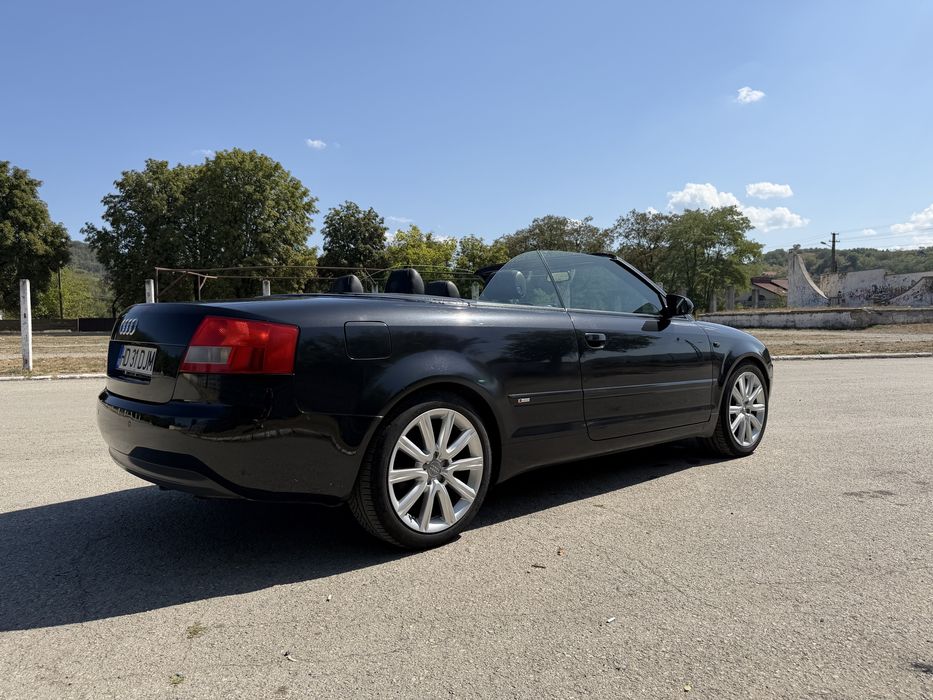 AUDI A4 2004 — imagine 2