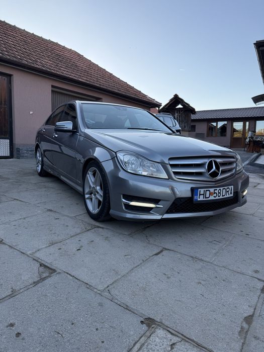 Vând Mercedes-Benz c200cdi w204 Blue Efficiency