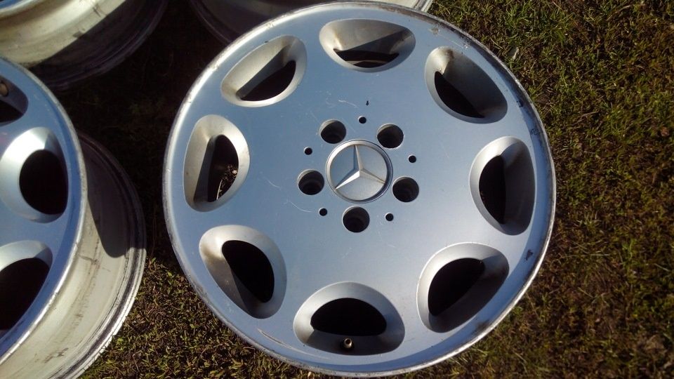 Диски на Mercedes R15