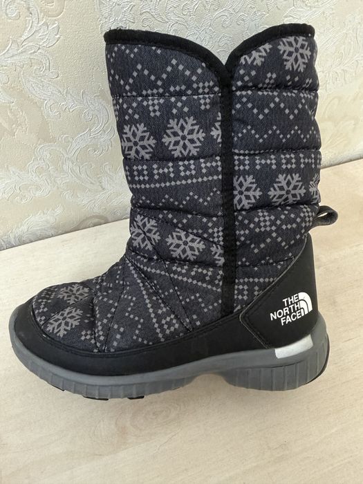 Сапожки 32 р the north face