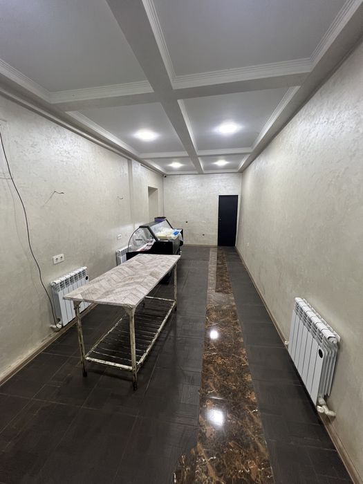 Сдается помещение в аренду. Можно под магазин, под офис или под склад.