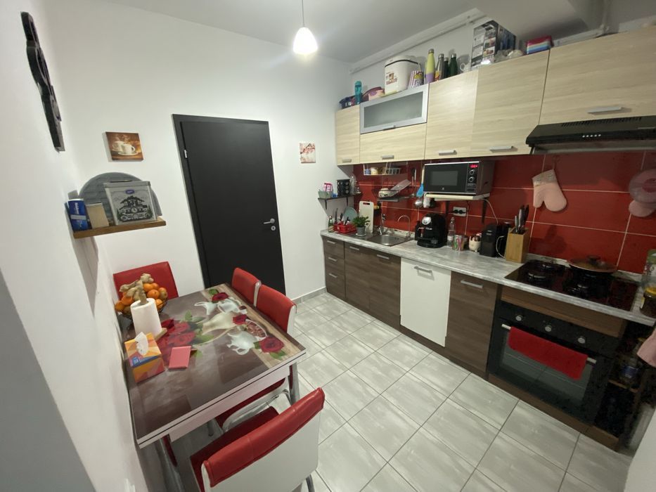 Vand apartament 2 camere
