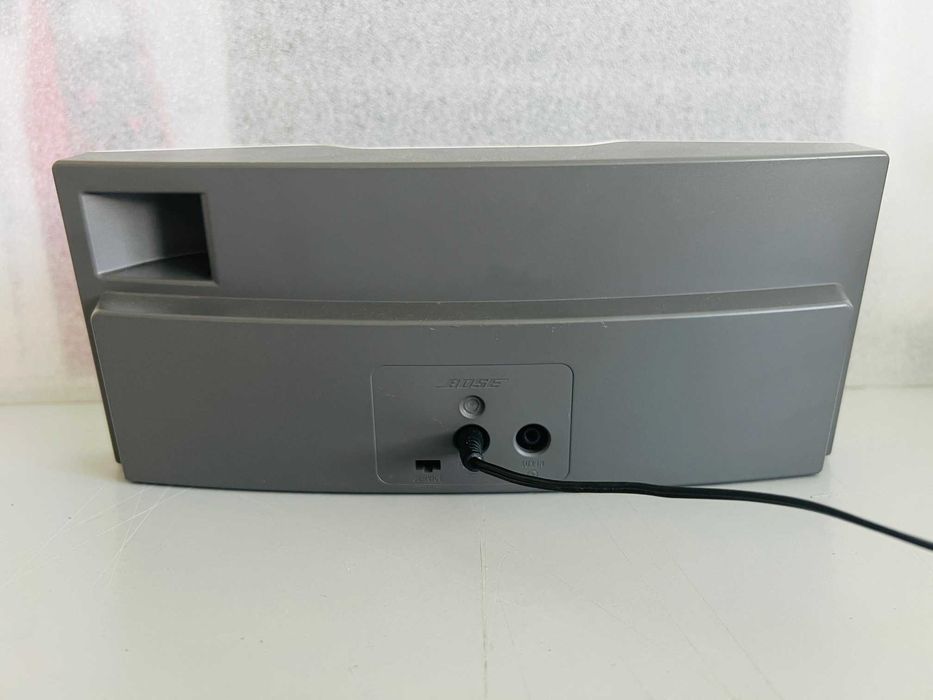 BOSE SoundDock XT Speaker (AUX / Lightning)