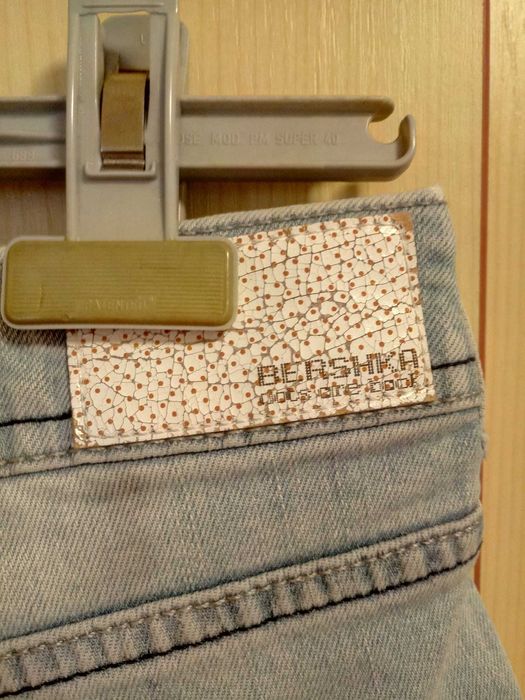Blugi scurti pt.dama-Bershka--Denim;măsură 36(S)