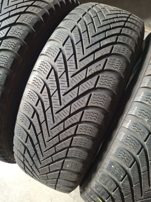 4   Anvelope de iarnă 185 60 r16 Pirelli