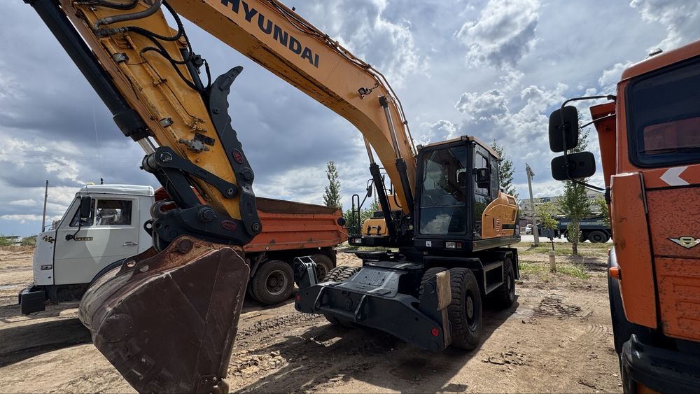 Аренда колесного эксковатора Hyundai 145