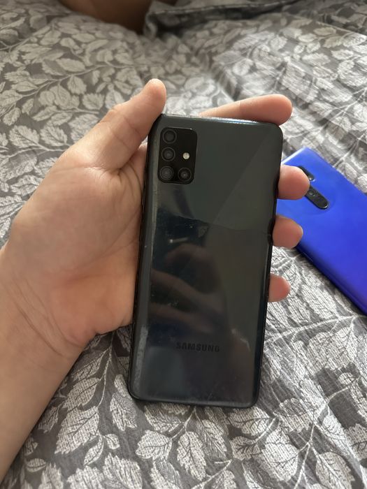 Самсунк а51 и редми с9