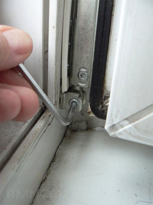 ремонт пластиковых окон и дверей