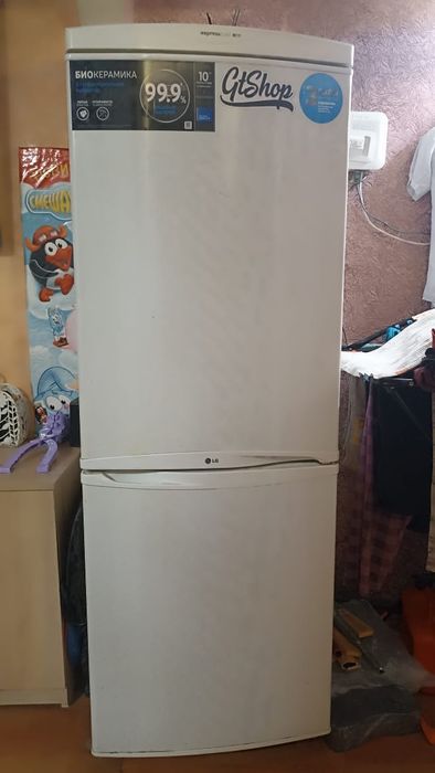 Продам холодильник LG