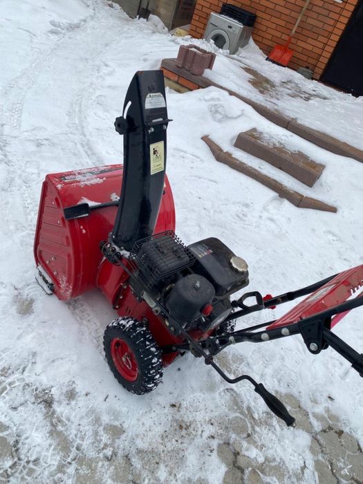 Снегоуборочная машина