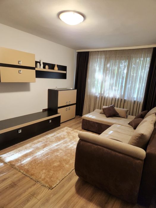 Apartamente de vanzare