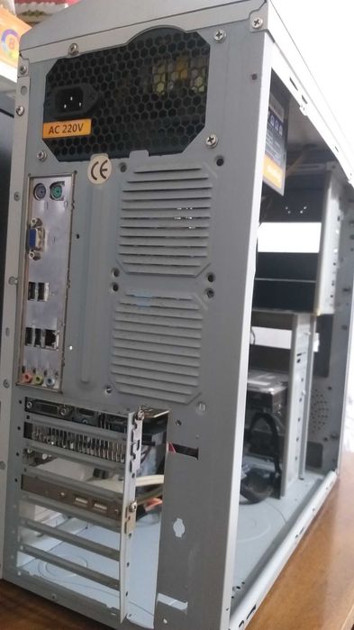 Vand PC - i5 3470, NVIDIA 1050 Ti 4GB, 8GB RAM DDR3, 250GB HDD