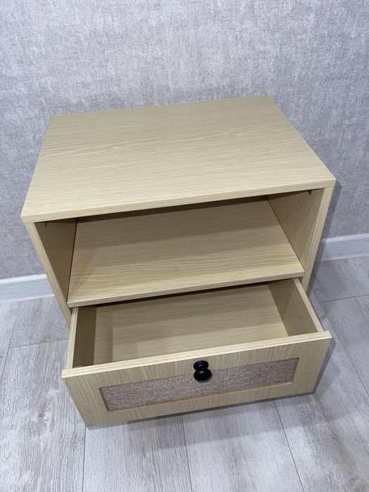 Продам новую тумбочку sinsay