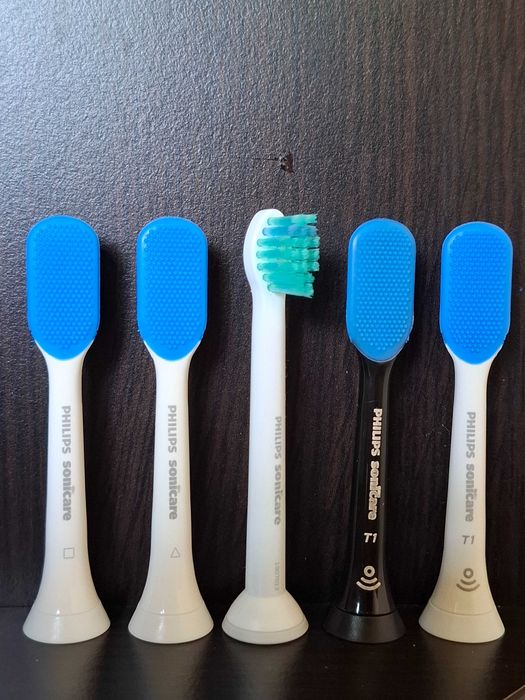 Резервни глави/ Накрайници за електрическа звукова четка за зъби Philips Sonicare, с предпазни капачки и глава за почистване на Езика!