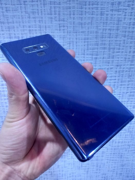 Samsung note 9.  Duos