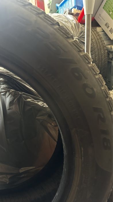 Резина зимняя 225/60/18