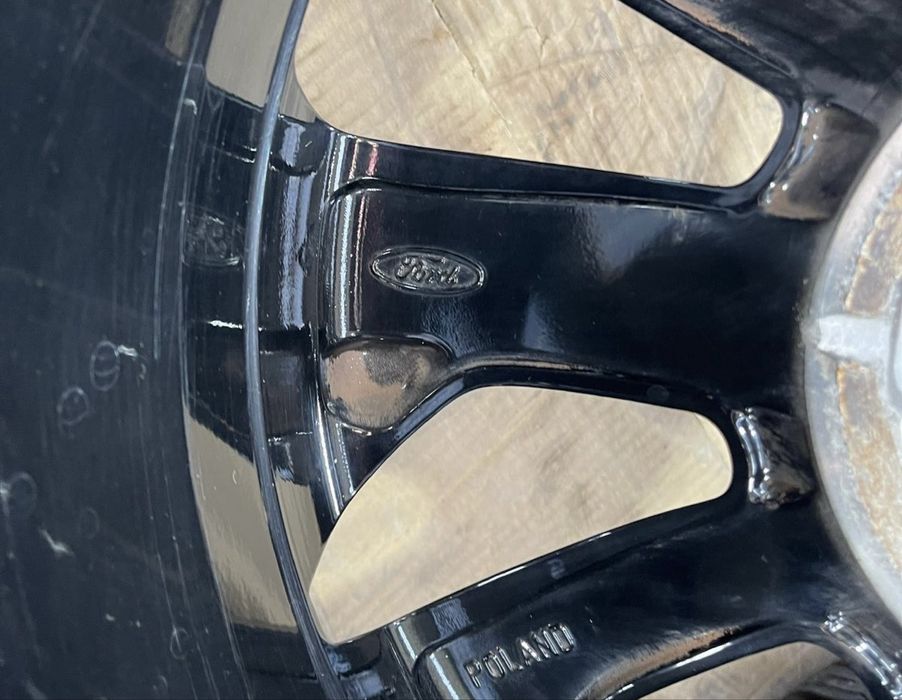 Jante Ford Focus 17 anvelope mixte 215/50R17