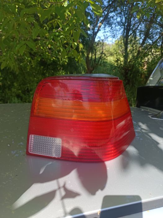 Десен стоп за VW GOLF 4