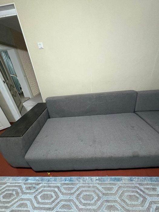 Продам диван уголок
