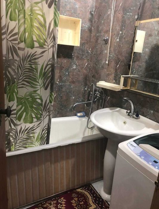 Продается квартира 1*2/2/4 юнусабад 8 кв.