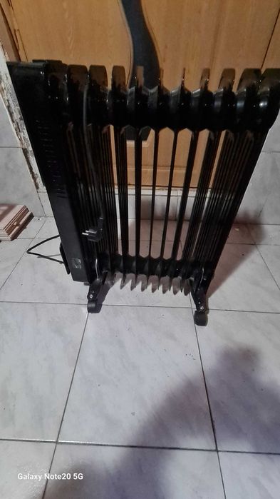 Calorifer eclectic pe ulei 11 elemenți cu telecomanda