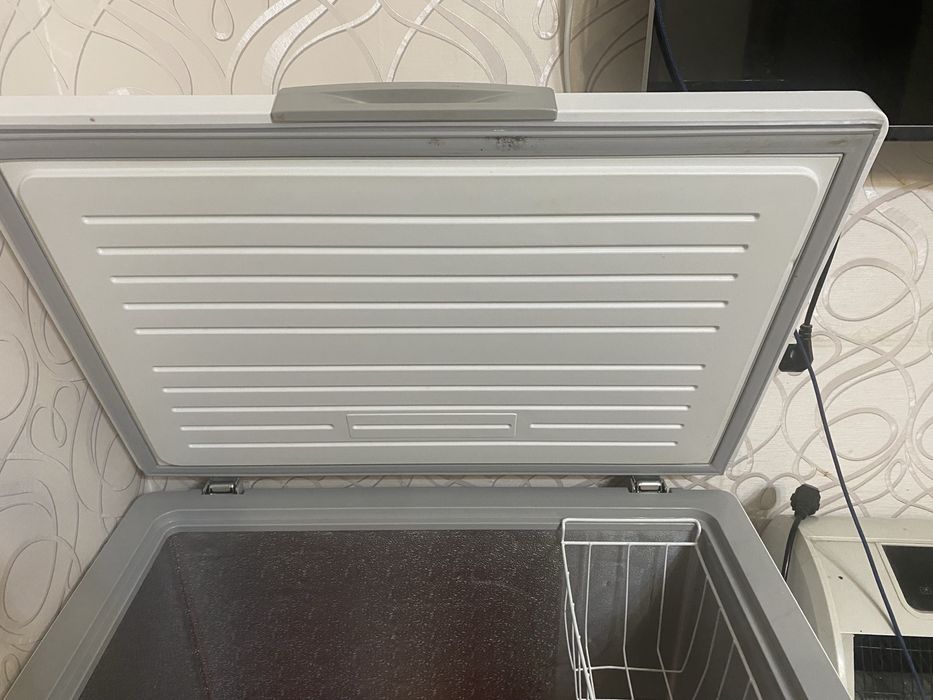 Продам морозильник в отличном состояние