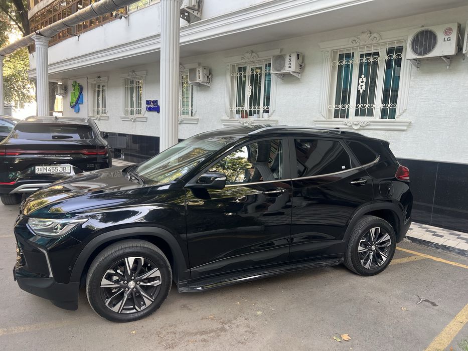 Tracker 2 premier plus 2025