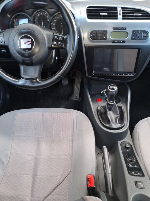Vând Seat Leon 2