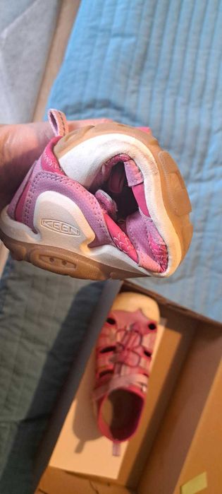 Сандали KEEN номер 35