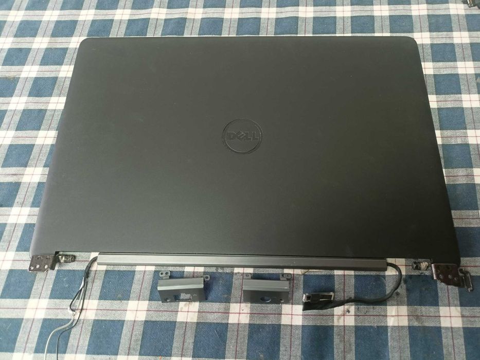 Elemente Dell Latitude E5550