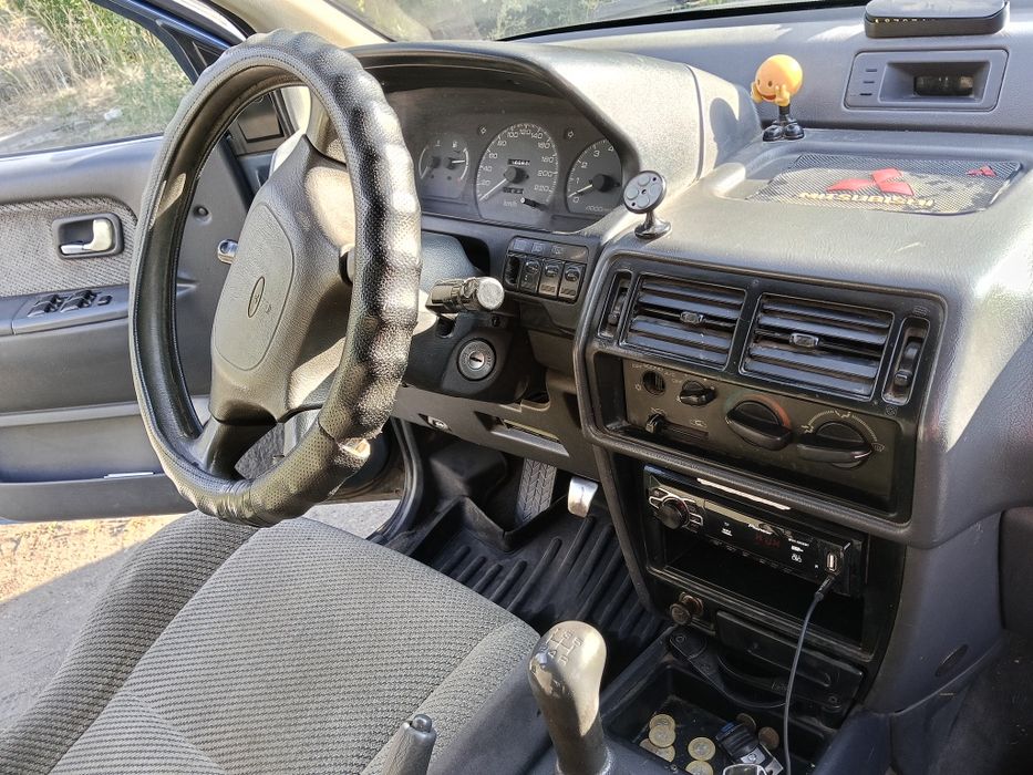 Продам Mitsubishi Space Wagon, 7-местный