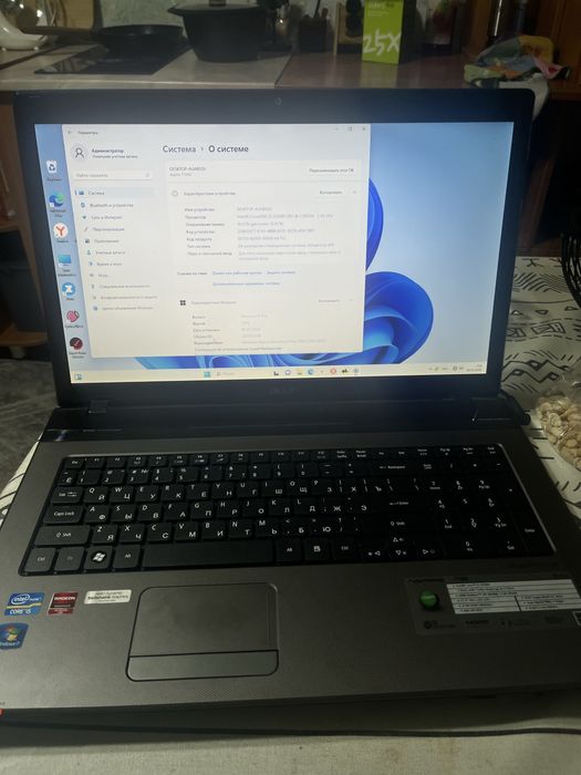 Продам ноутбук в хорошем состояние.