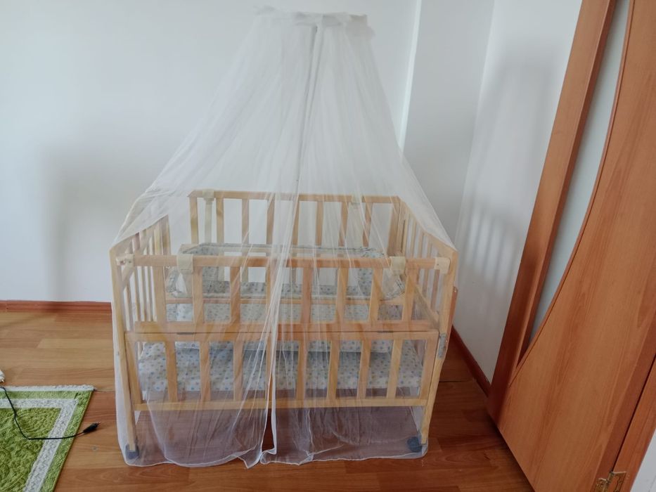 Продам манеж детский