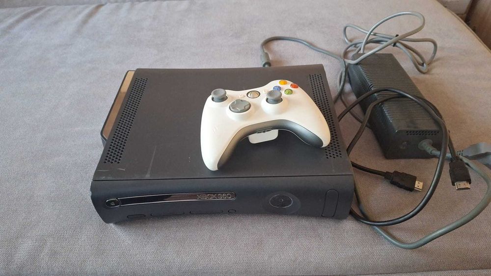 xbox 360+ps3 slim +ps4 pro