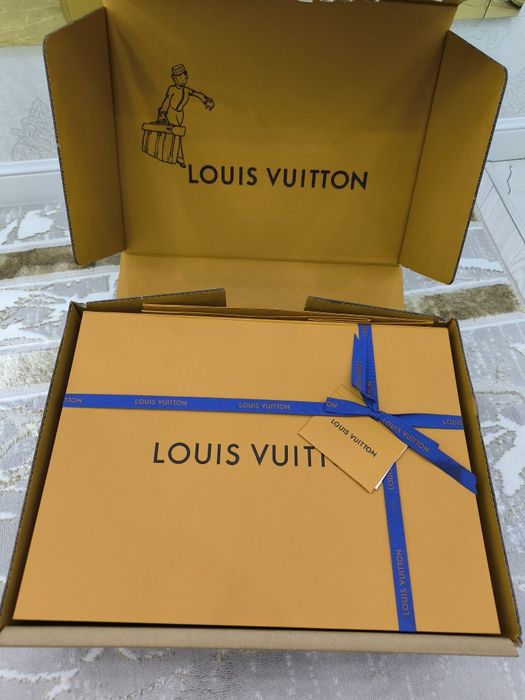 Сумка Louis Vuitton Cluny BB