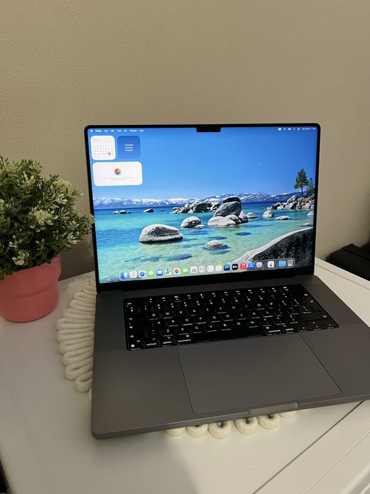 MacBook 16 PRO M1 PRO