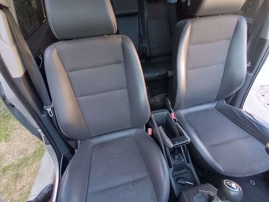 НА ЧАСТИ Опел Зафира Б 1.9 CDTI 120к.с 2006г