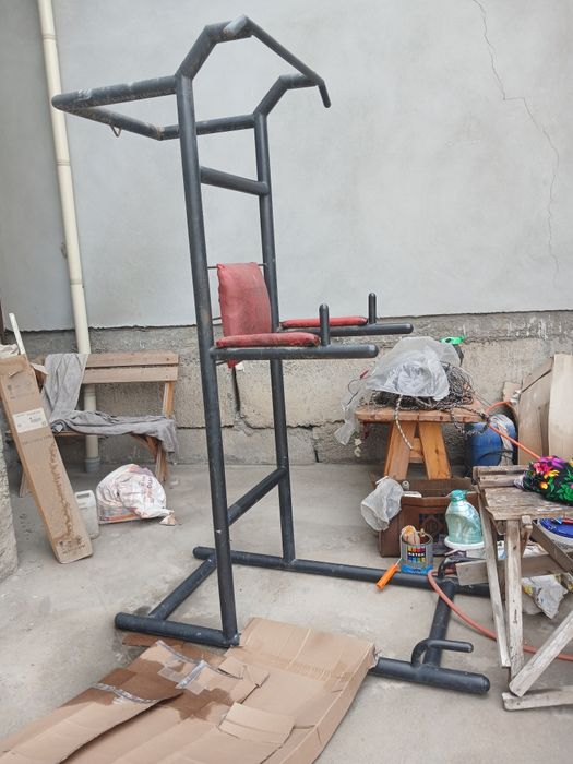 Turnik brus sotiladi