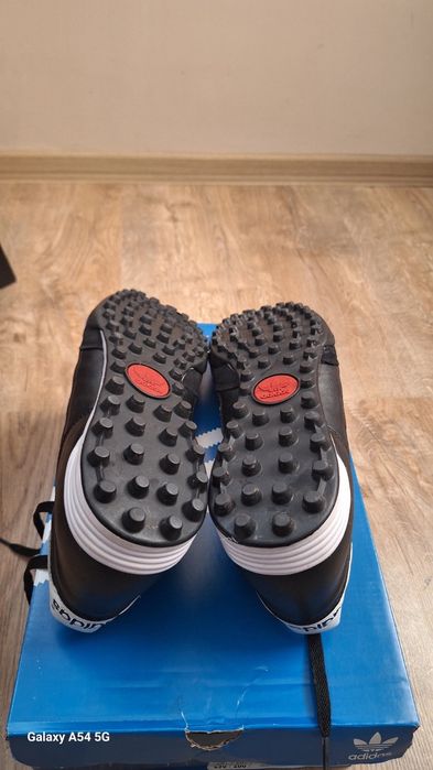 Мъжки стоножки за футбол