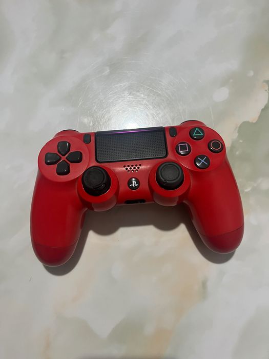 PS4 1tb, 2 dualshock