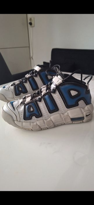 Vând Nike Air Uptempo
