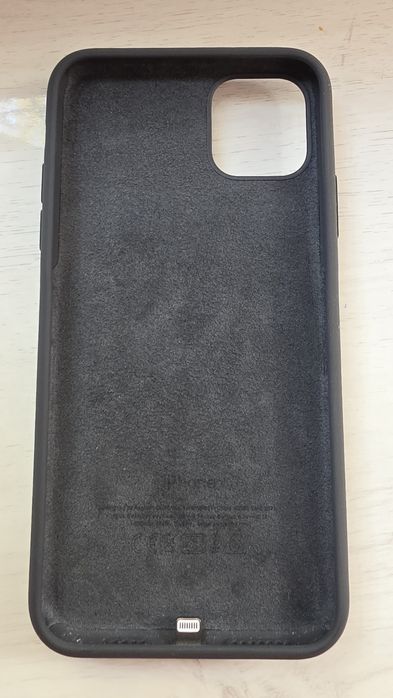 Чехол на айфон с батарейкой.